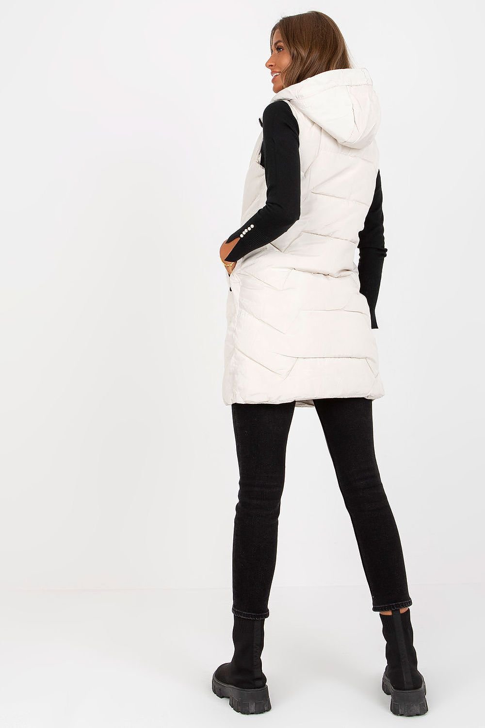 vest NM